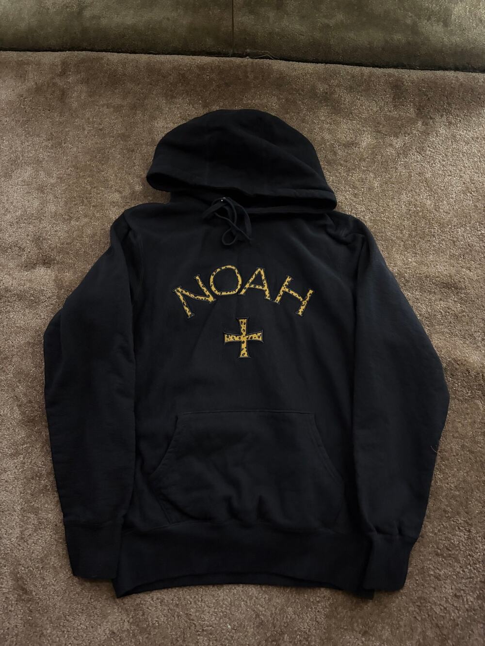 Noah Cheetah Black Core Logo Embroidered Hoodie (Medium) Streetwear Designer